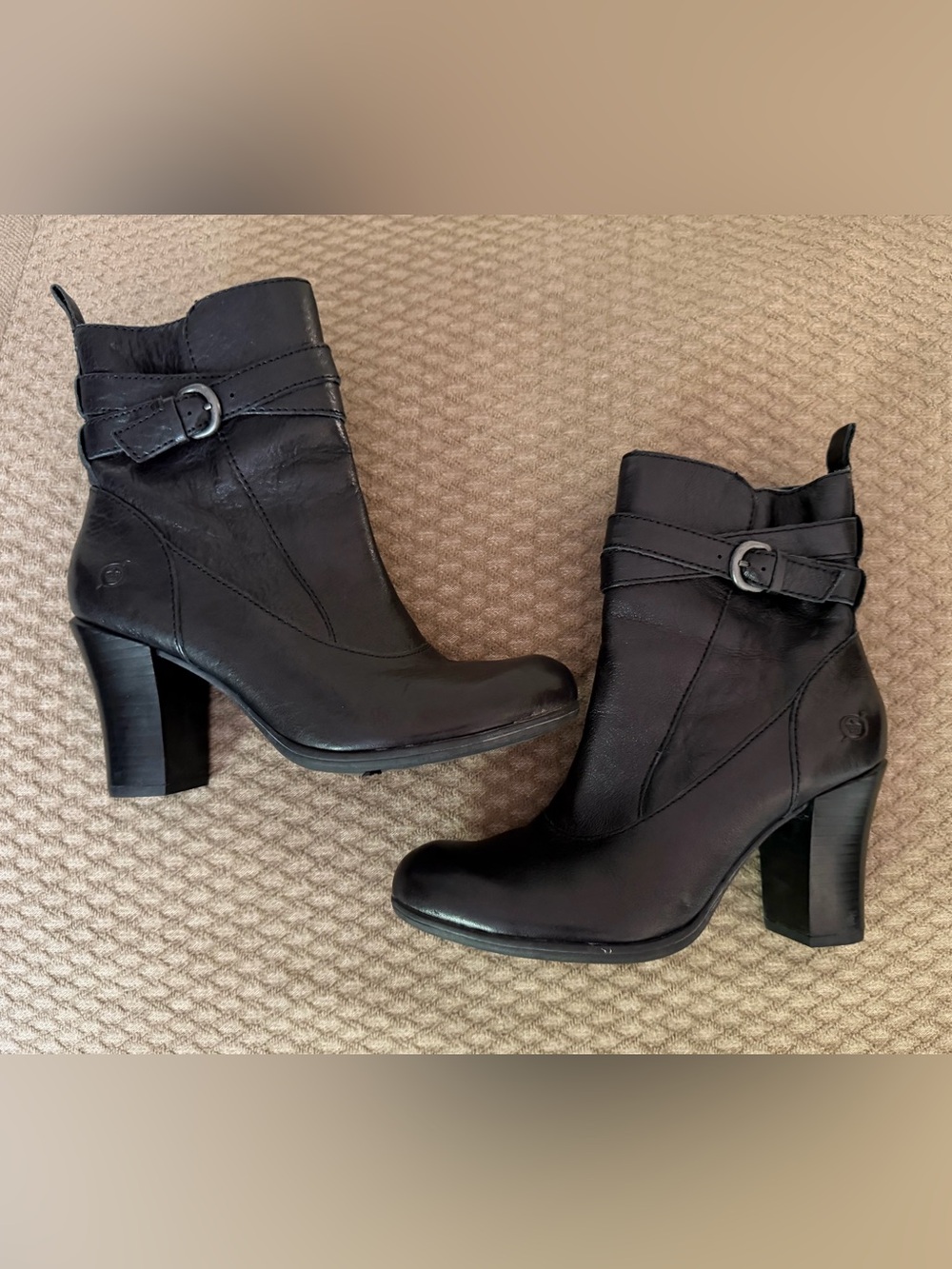 Women's Black Leather Ankle Heeled Boots with Side Zip - Picture 5 of 9